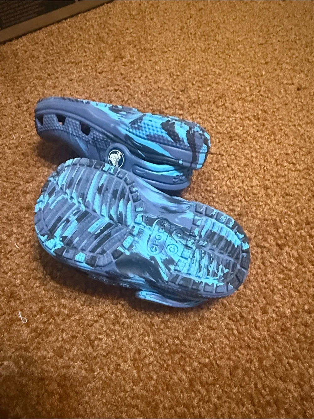 CROCS Kids Blue and Dark Blue Splash Clog